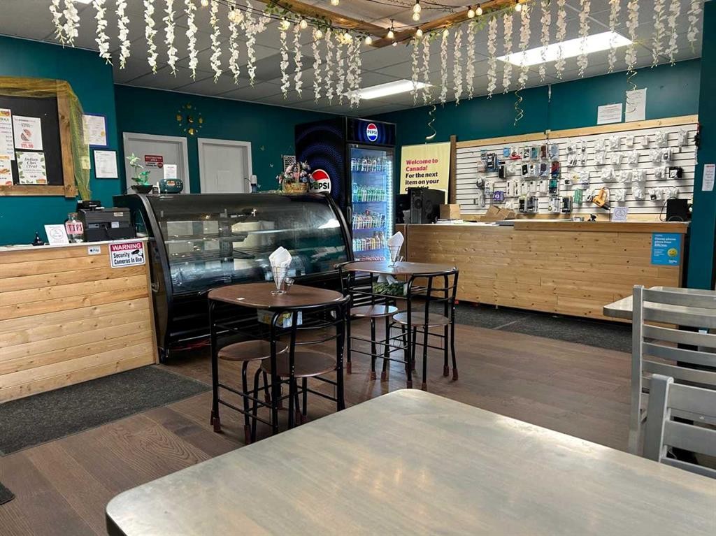Kiosk-4912 49 Avenue, Mayerthorpe, AB