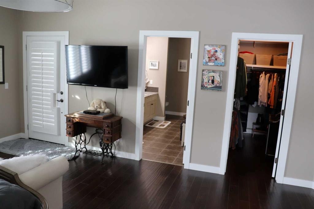 6663 15 Avenue, Edson, AB - Indoor