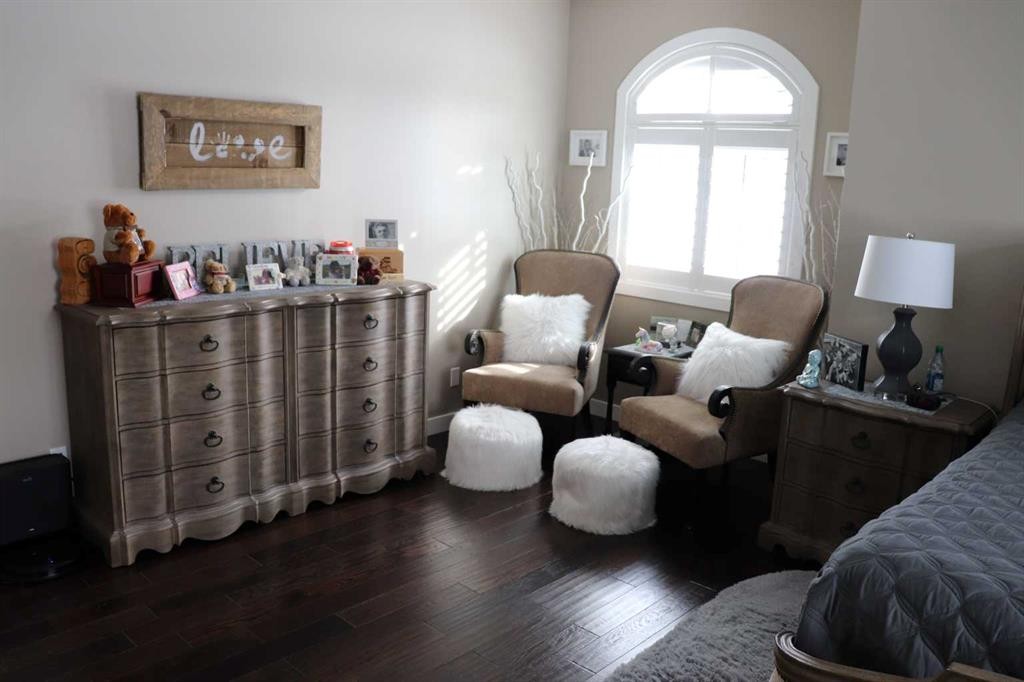 6663 15 Avenue, Edson, AB - Indoor