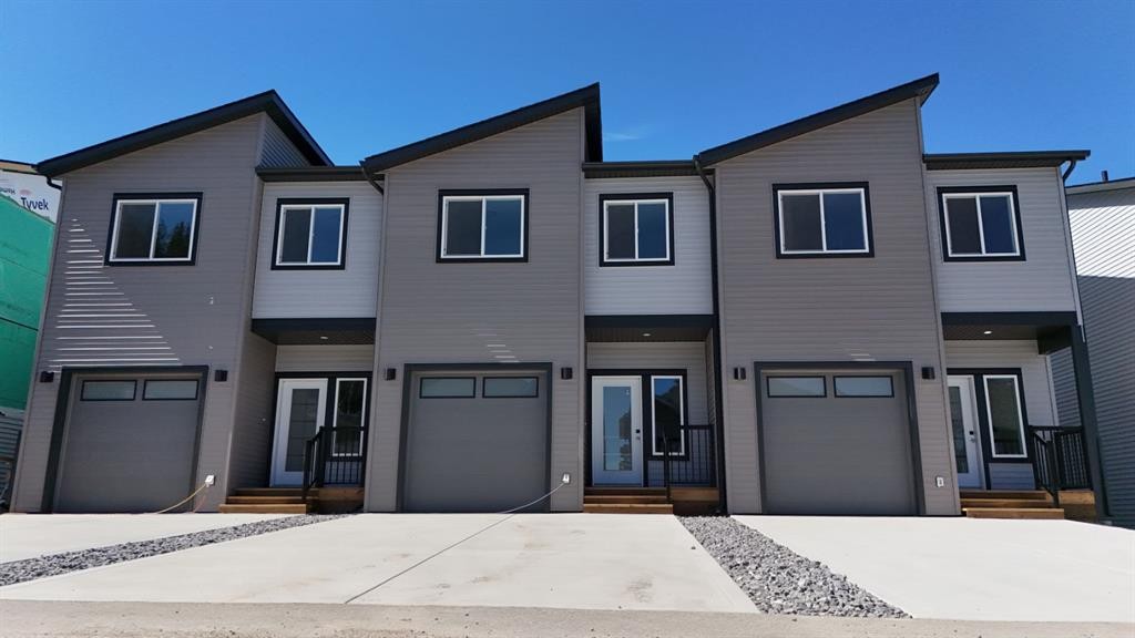 326B Boutin Avenue, Hinton, AB - Outdoor With Facade