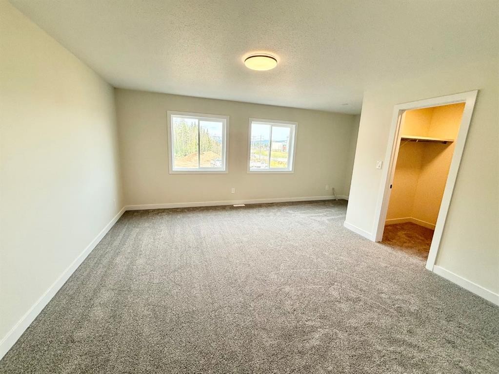 326B Boutin Avenue, Hinton, AB - Indoor Photo Showing Other Room