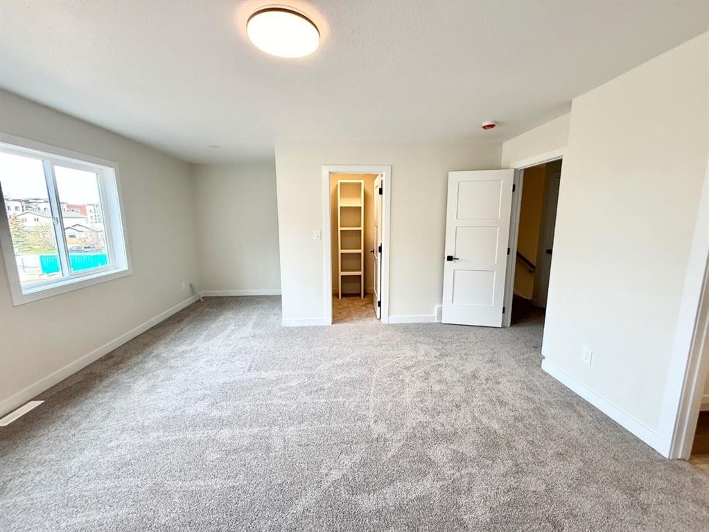 326B Boutin Avenue, Hinton, AB - Indoor Photo Showing Other Room