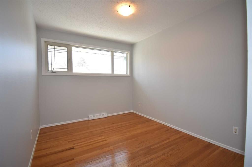 119 Lodgepole Drive, Hinton, AB - Indoor Photo Showing Other Room