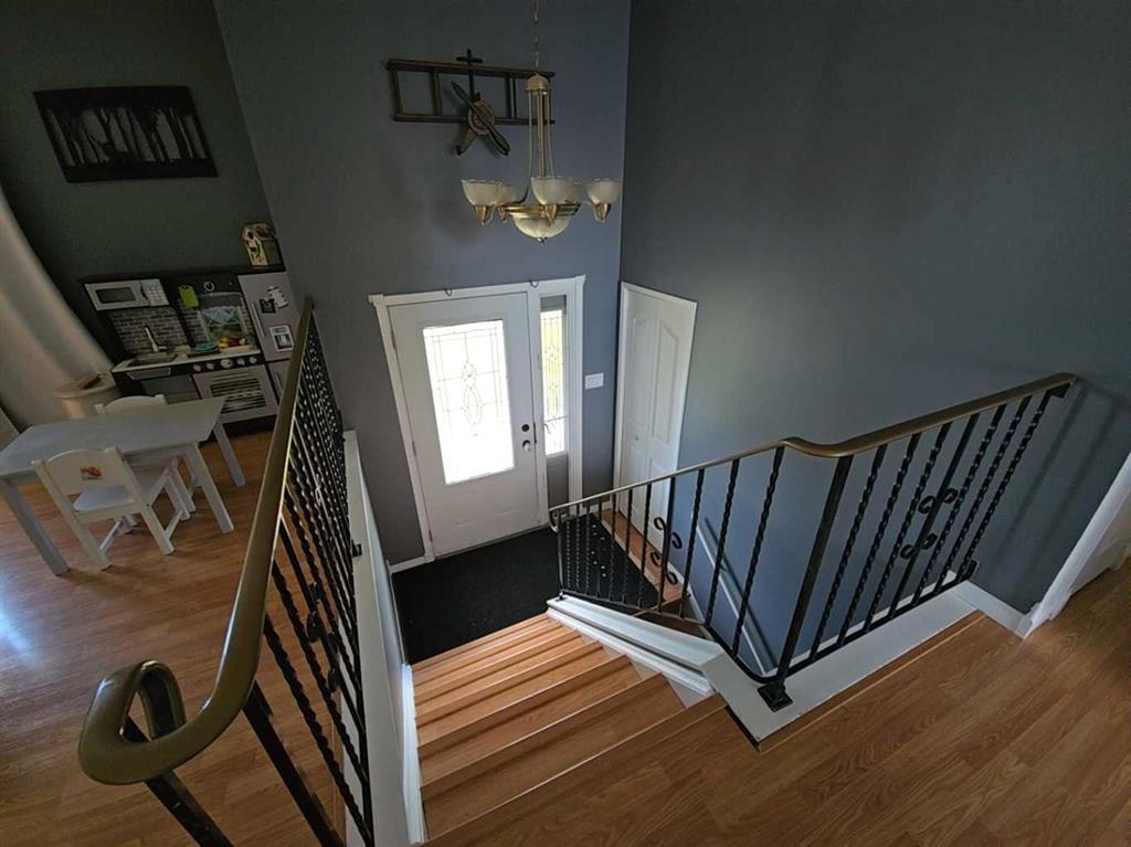 401 7 Avenue, Fox Creek, AB - Indoor Photo Showing Other Room