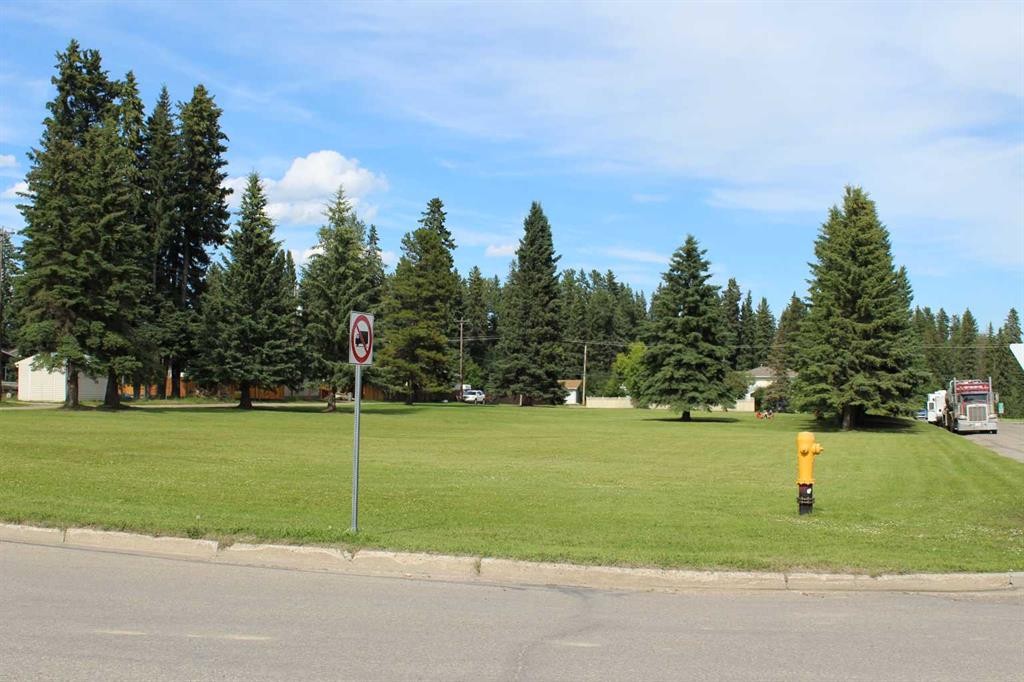 4022 4 Avenue, Edson, AB