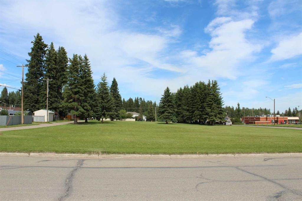 4022 4 Avenue, Edson, AB
