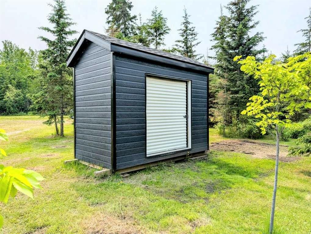 4 4A Street West, Faust, AB - Outdoor