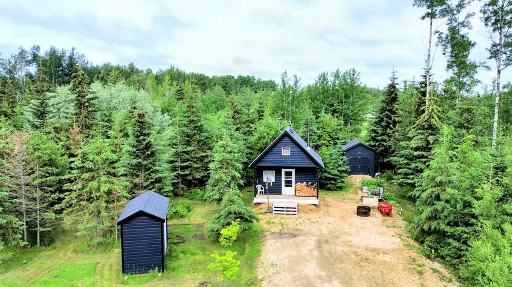 4 4A Street West, Faust, AB - Outdoor