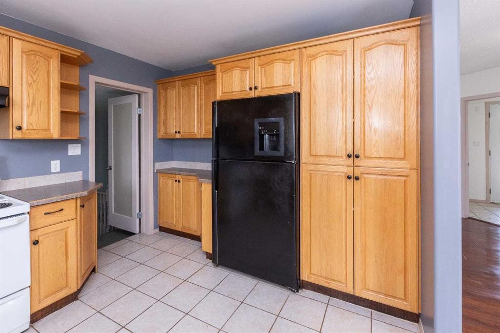 2584 Auger Road, Wabasca, AB - Indoor Photo Showing Kitchen