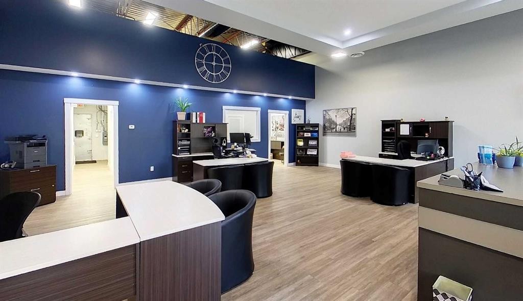 4824, 4826, 4830 3 Avenue, Edson, AB