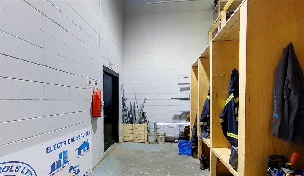 4824, 4826, 4830 3 Avenue, Edson, AB