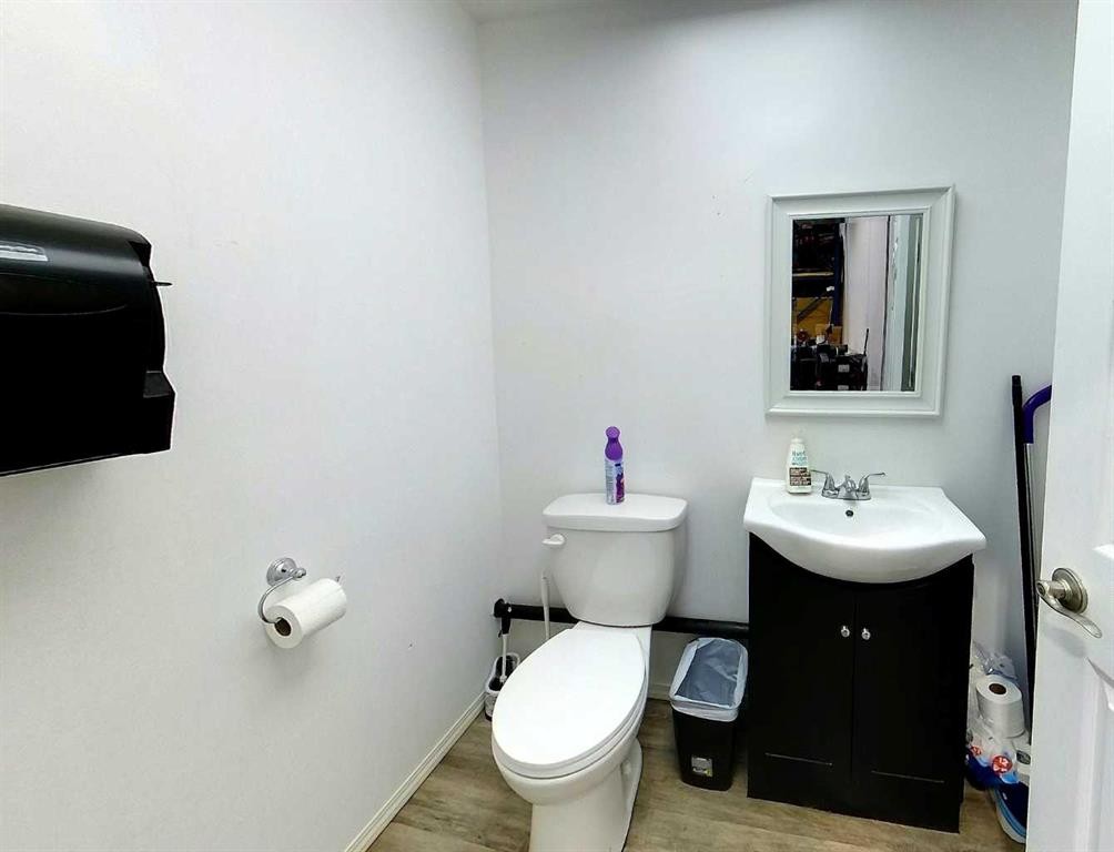 4824, 4826, 4830 3 Avenue, Edson, AB