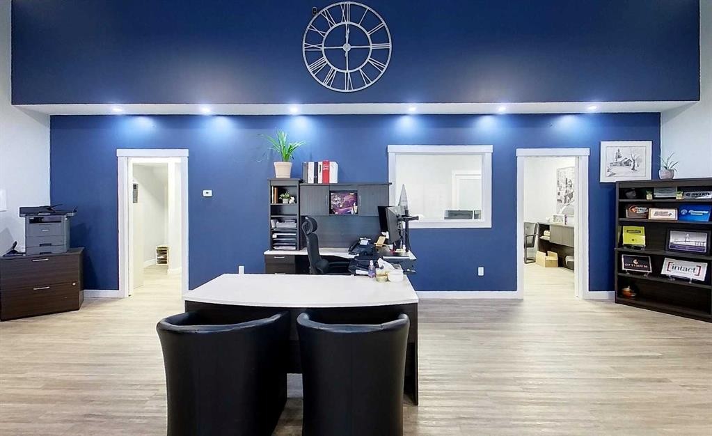 4824, 4826, 4830 3 Avenue, Edson, AB