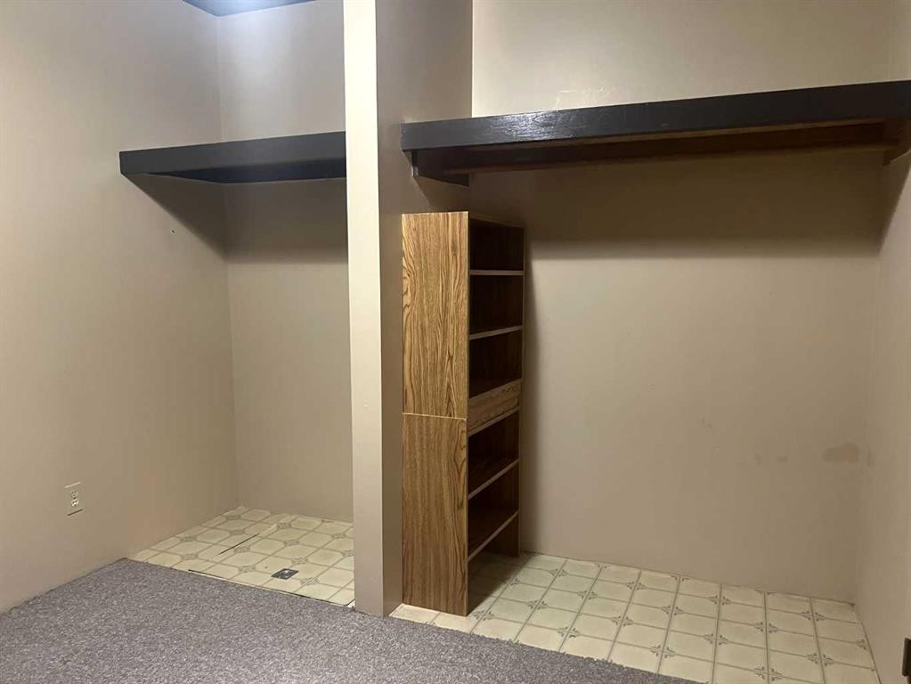 4805 17 Avenue, Edson, AB - Indoor Photo Showing Other Room