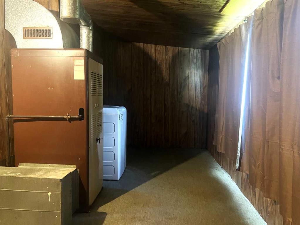 4805 17 Avenue, Edson, AB - Indoor Photo Showing Other Room