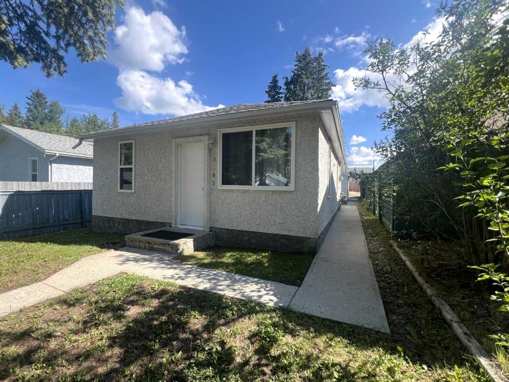 4805 17 Avenue, Edson, AB - Outdoor