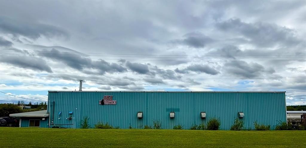 300 1B Avenue, Fox Creek, AB