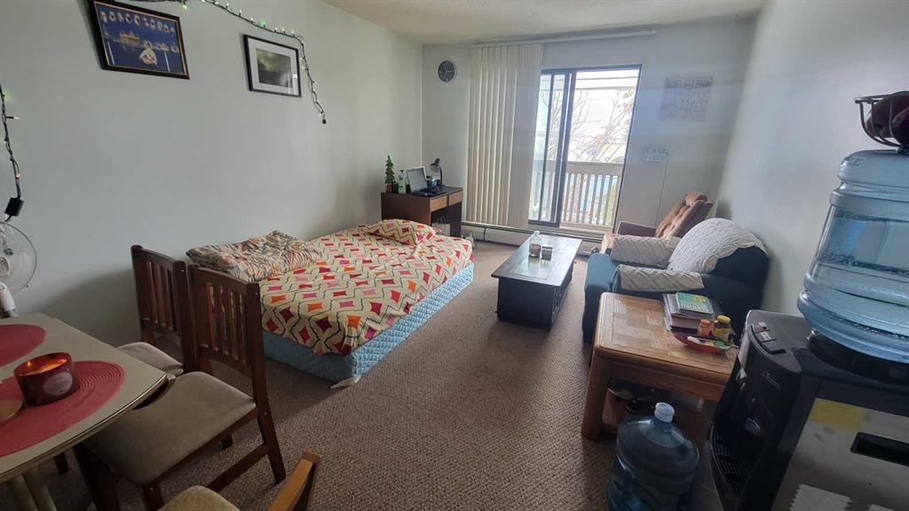 306-5317 5 Avenue, Edson, AB - Indoor