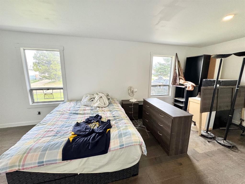 27 Centenial Crescent, Swan Hills, AB - Indoor Photo Showing Bedroom