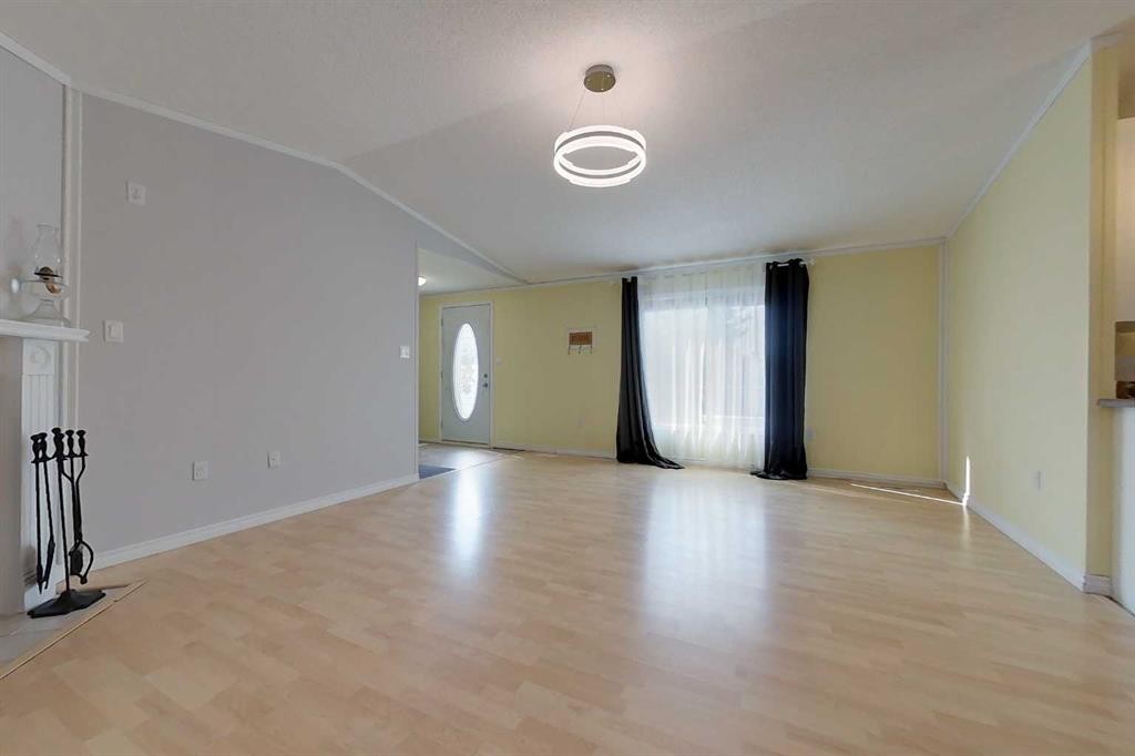 2692 Bambi St, Wabasca, AB - Indoor Photo Showing Other Room