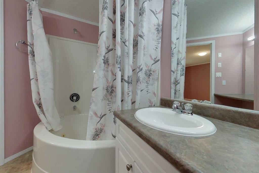 2692 Bambi St, Wabasca, AB - Indoor Photo Showing Bathroom