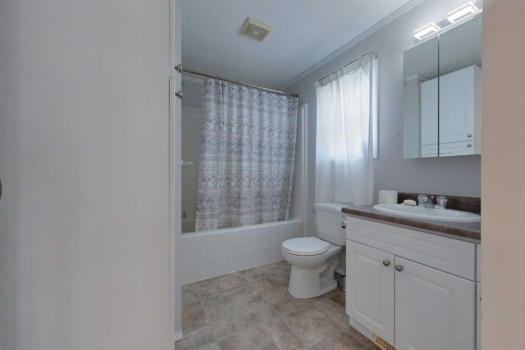2692 Bambi St, Wabasca, AB - Indoor Photo Showing Bathroom