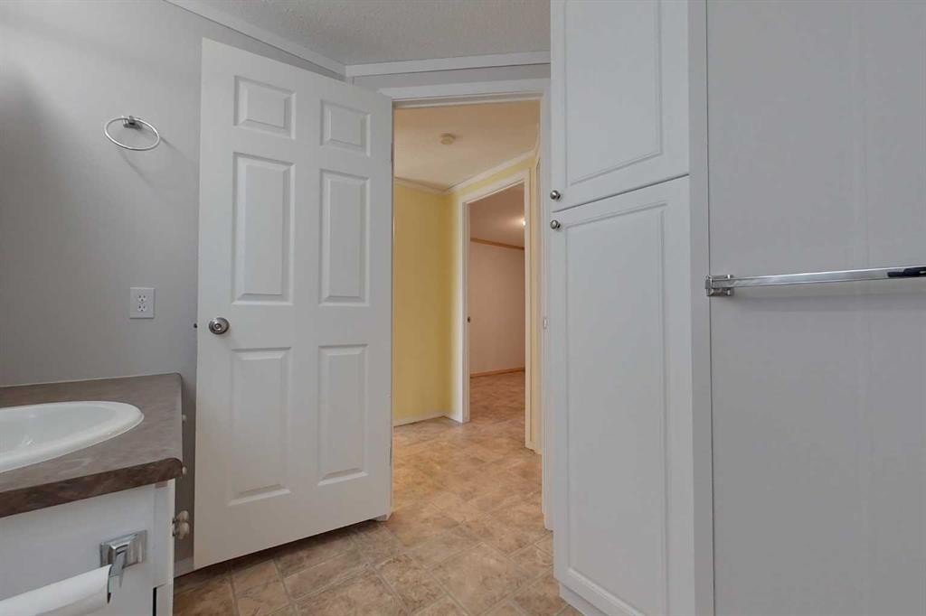 2692 Bambi St, Wabasca, AB - Indoor Photo Showing Bathroom