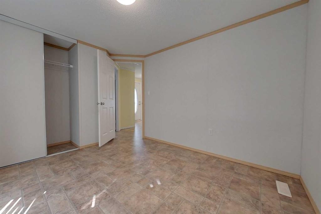 2692 Bambi St, Wabasca, AB - Indoor Photo Showing Other Room