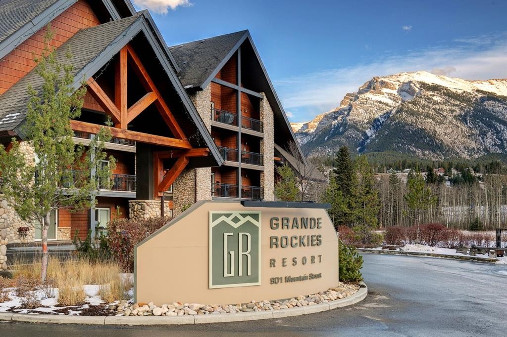 202-901 Mountain Street, Canmore, AB - Outdoor