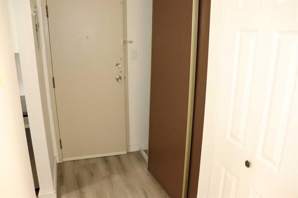 201A-5611 10 Avenue, Edson, AB - Indoor Photo Showing Other Room