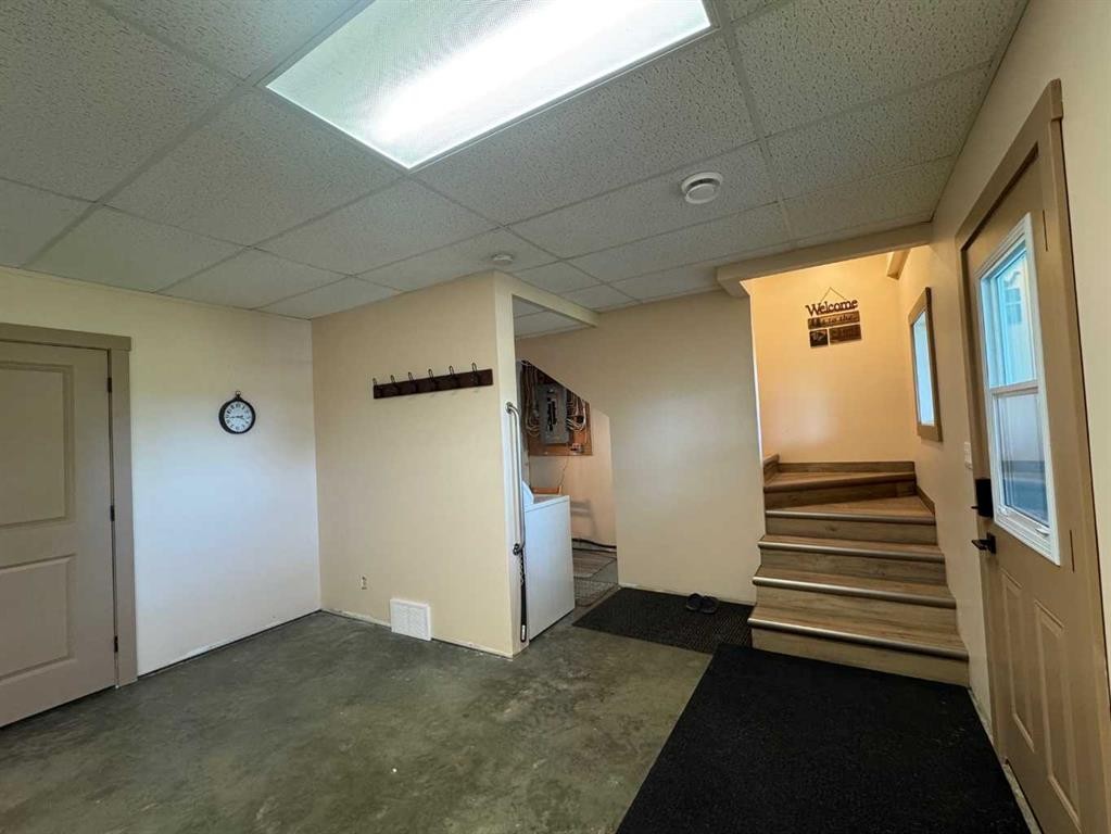 220 Lakeshore Drive North, Island Lake, AB - Indoor