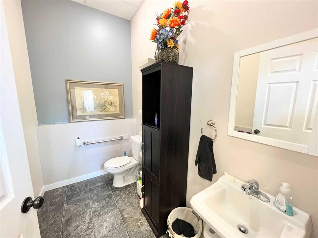 4803 50 Street, Athabasca, AB