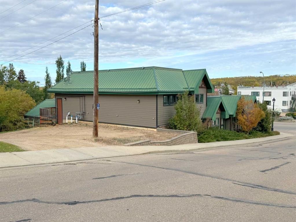 4803 50 Street, Athabasca, AB