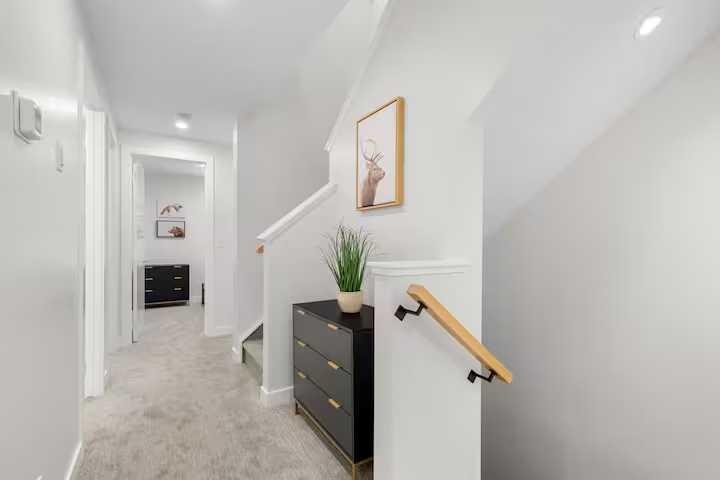 3-1717B Mountain Avenue, Canmore, AB - Indoor Photo Showing Other Room