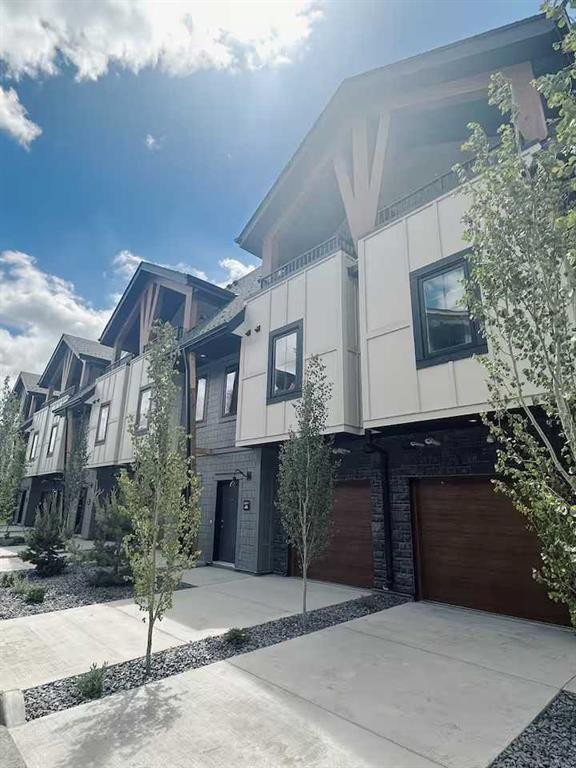 3-1717B Mountain Avenue, Canmore, AB - Outdoor