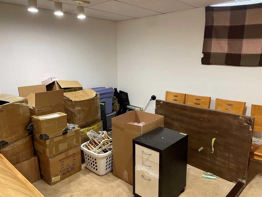 5 Hillside Crescent, Swan Hills, AB - Indoor