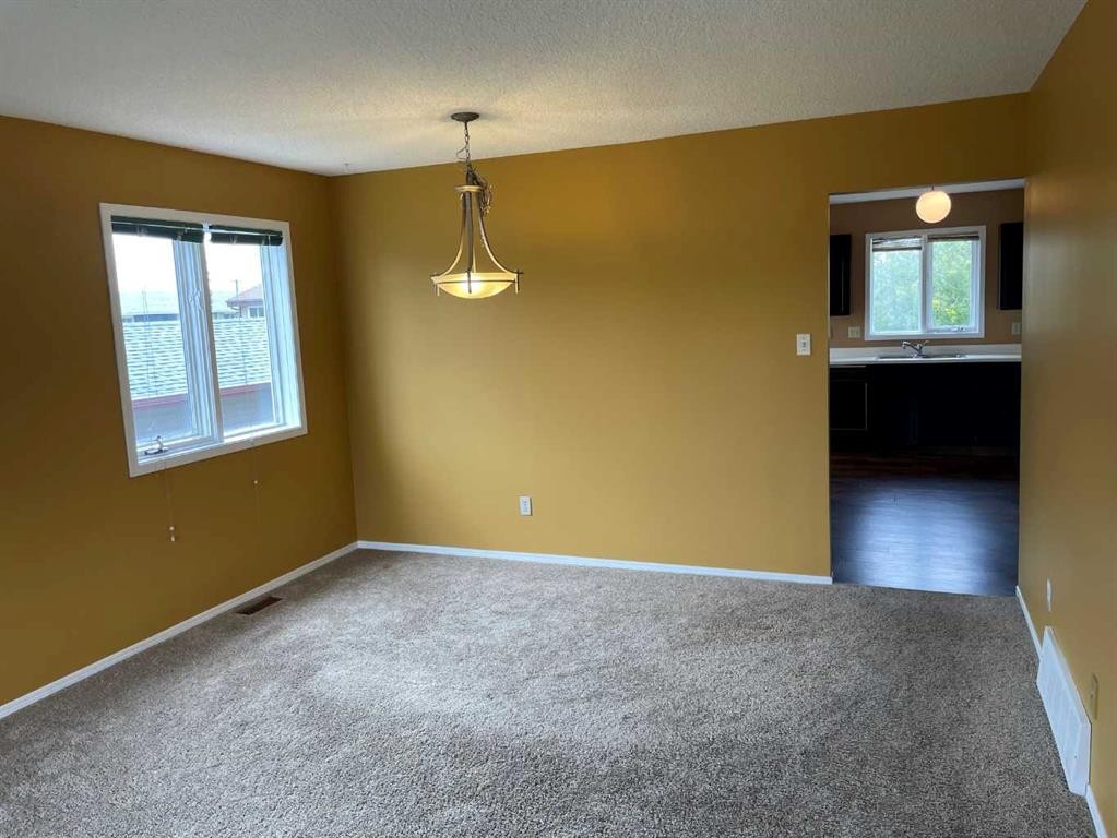 5 Hillside Crescent, Swan Hills, AB - Indoor Photo Showing Other Room