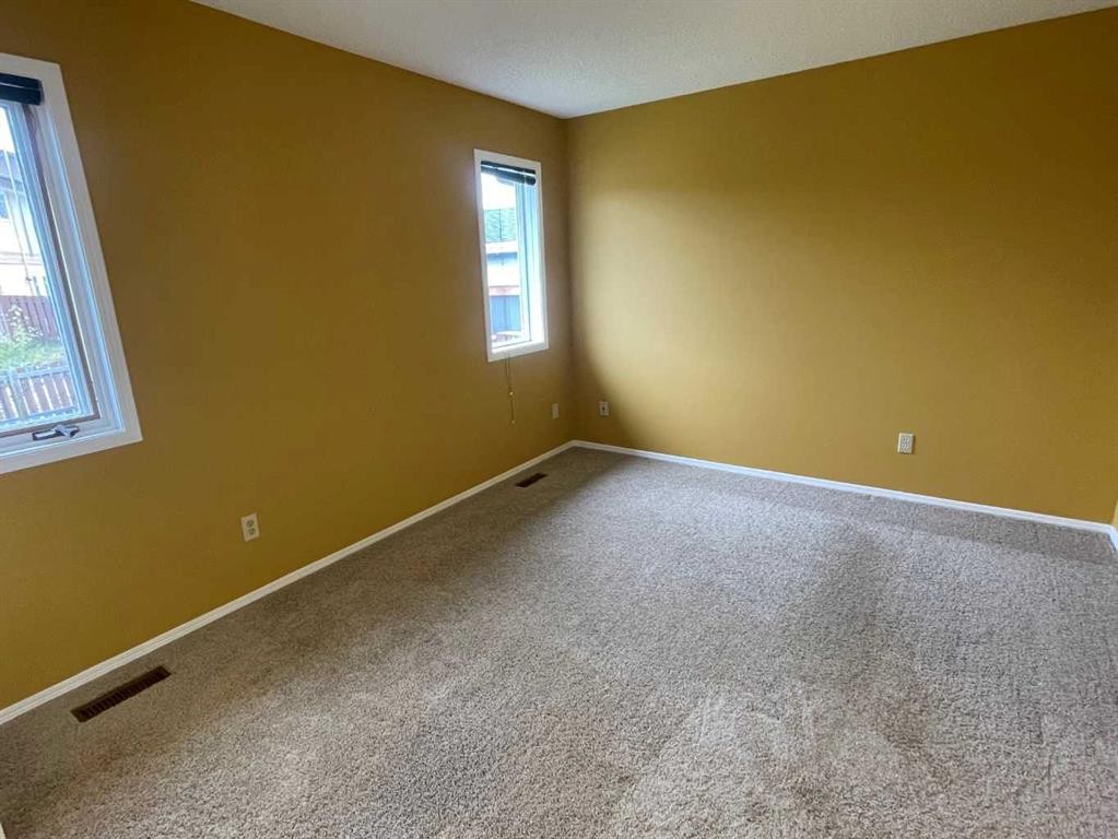 5 Hillside Crescent, Swan Hills, AB - Indoor Photo Showing Other Room