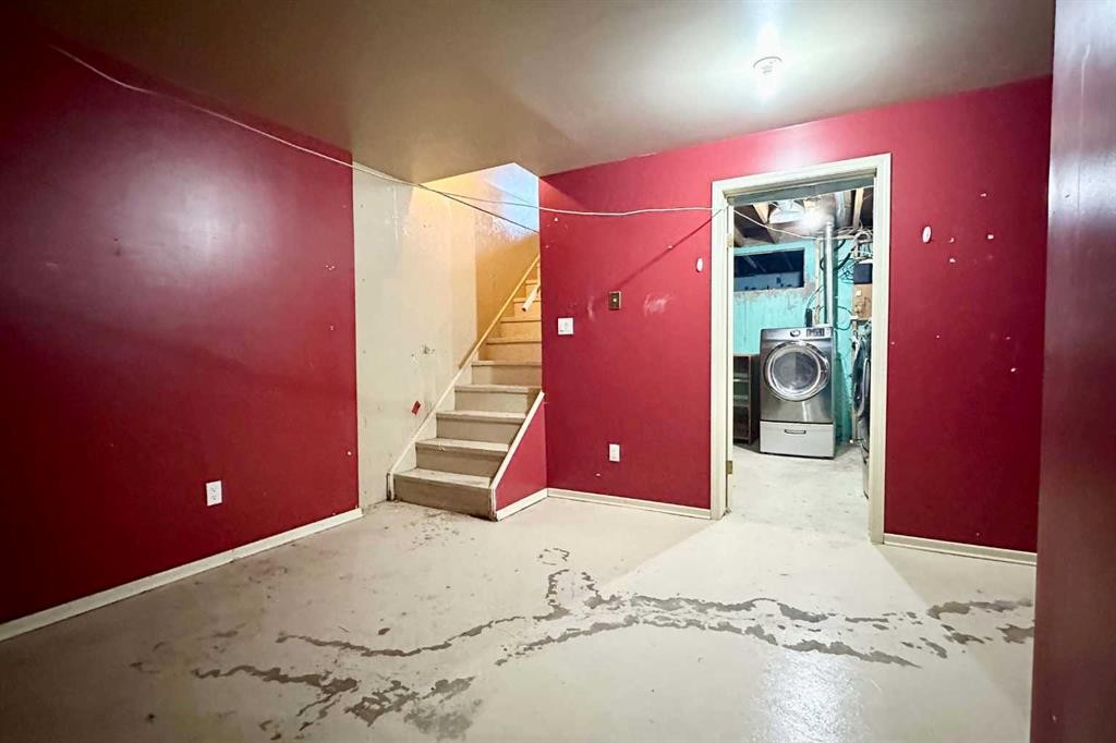 4806 51 Street, Mayerthorpe, AB - Indoor Photo Showing Other Room