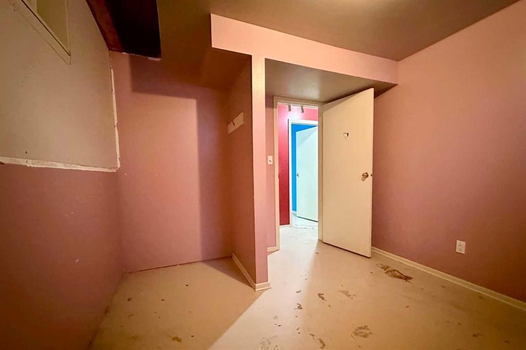 4806 51 Street, Mayerthorpe, AB - Indoor Photo Showing Other Room