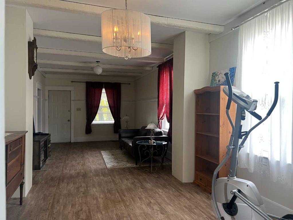 823 50 Street, Edson, AB - Indoor Photo Showing Other Room