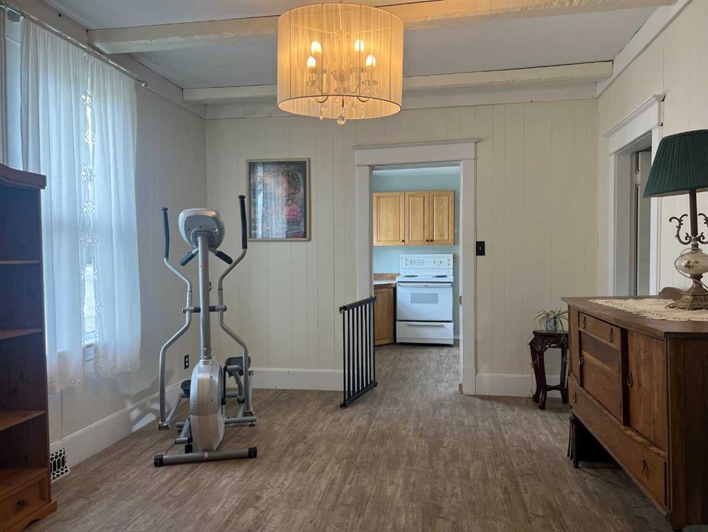 823 50 Street, Edson, AB - Indoor