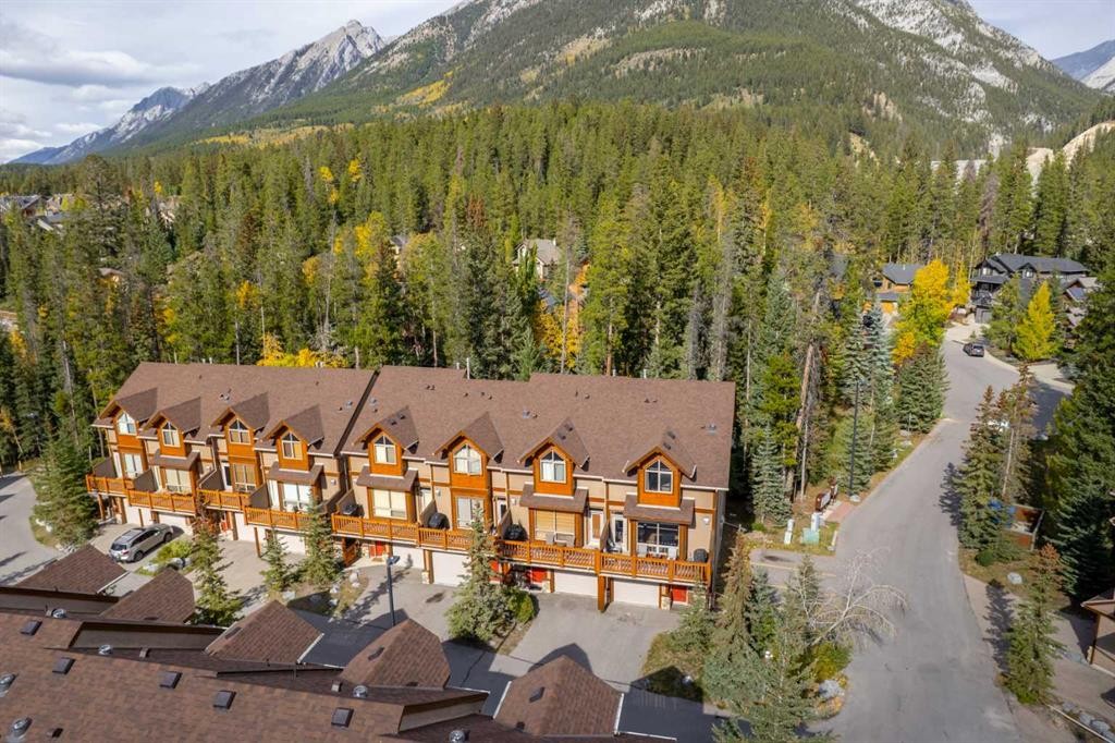 2-300 Eagle Terrace Road, Canmore, AB - Outdoor With View