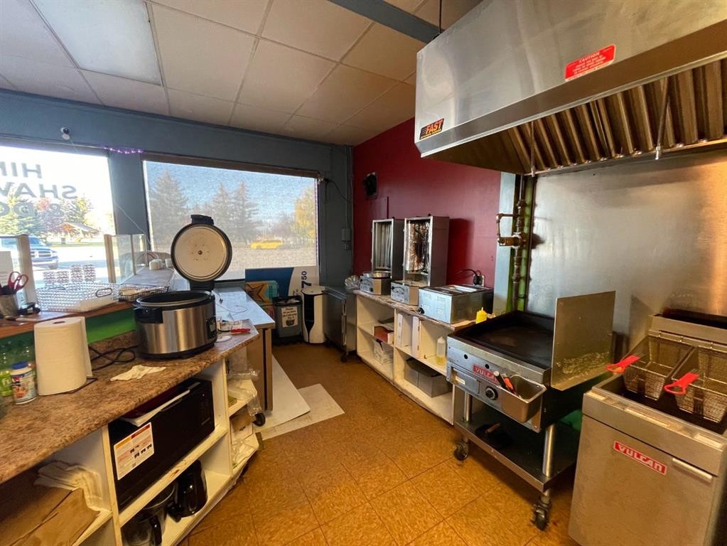 1-114 Park Street, Hinton, AB