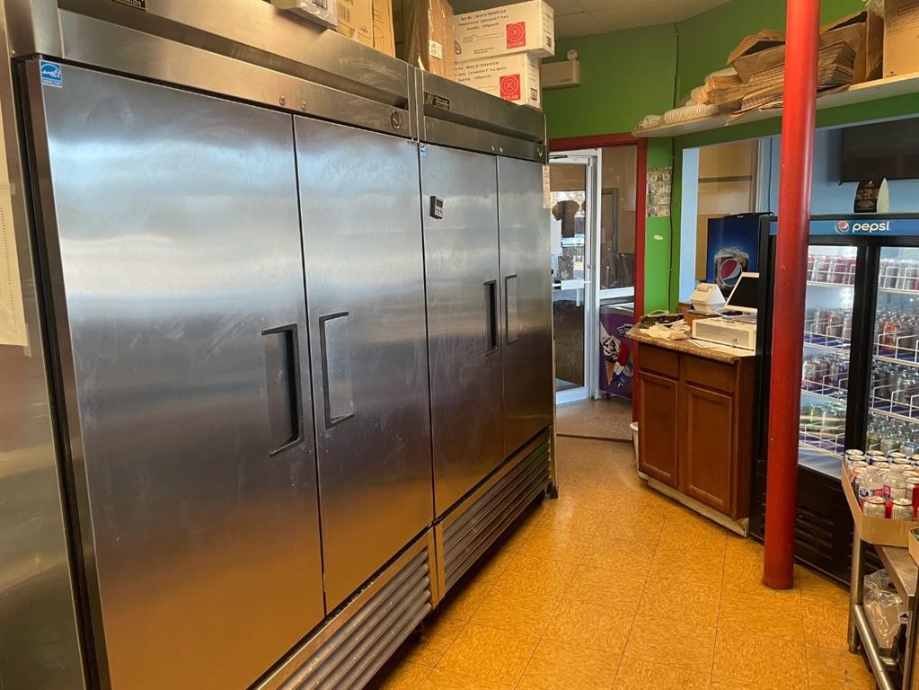 1-114 Park Street, Hinton, AB