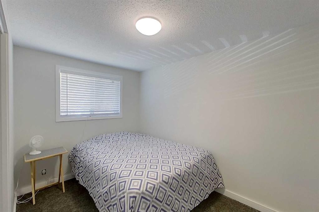 1014 10 Street, Smith, AB - Indoor Photo Showing Bedroom