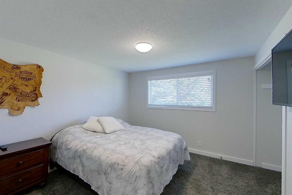 1014 10 Street, Smith, AB - Indoor Photo Showing Bedroom
