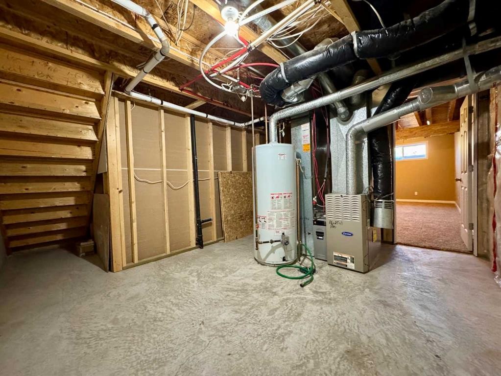 70 Glensummit Close, Cochrane, AB - Indoor Photo Showing Basement