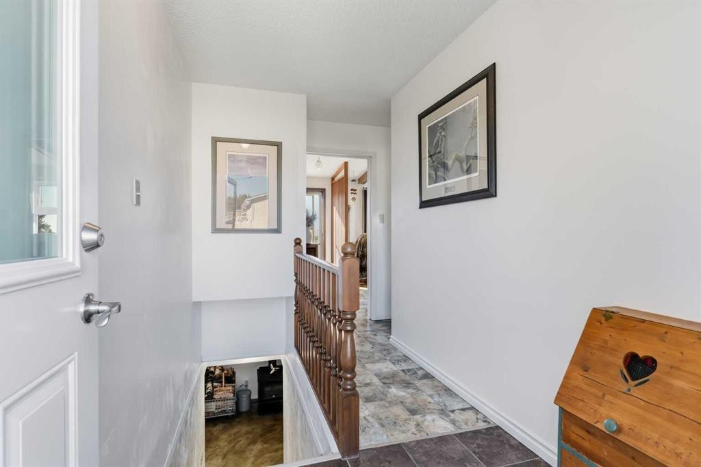 34 Hollinger Drive, Swan Hills, AB - Indoor Photo Showing Other Room