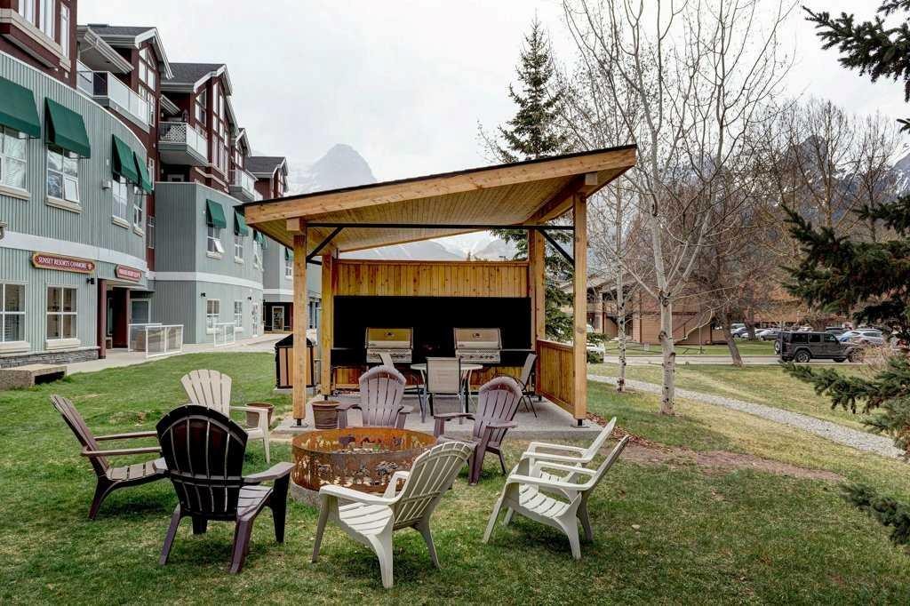 204-1151 Sidney Street, Canmore, AB - Outdoor
